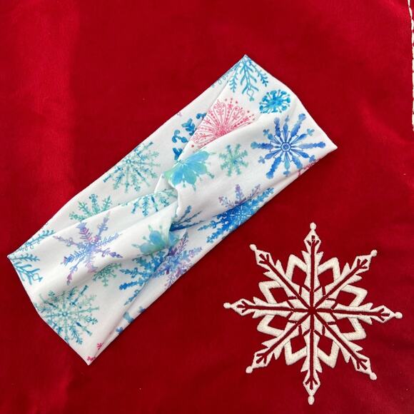 Snowflake Faux Knot/Turban Style Headband - Multicolor Snowflakes on white - Picture 1 of 2